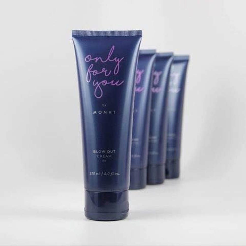 Monat Blow Out Cream